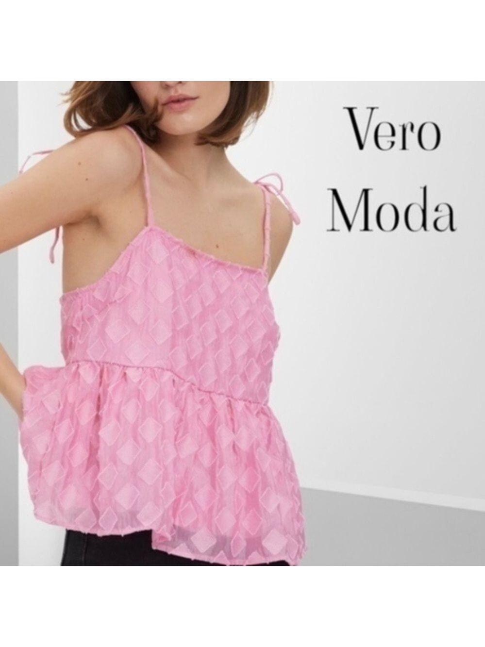 VERO MODA Masja Tie-Shoulder Allover Diamond Burnout Pattern Peplum Top-NWT/Lg